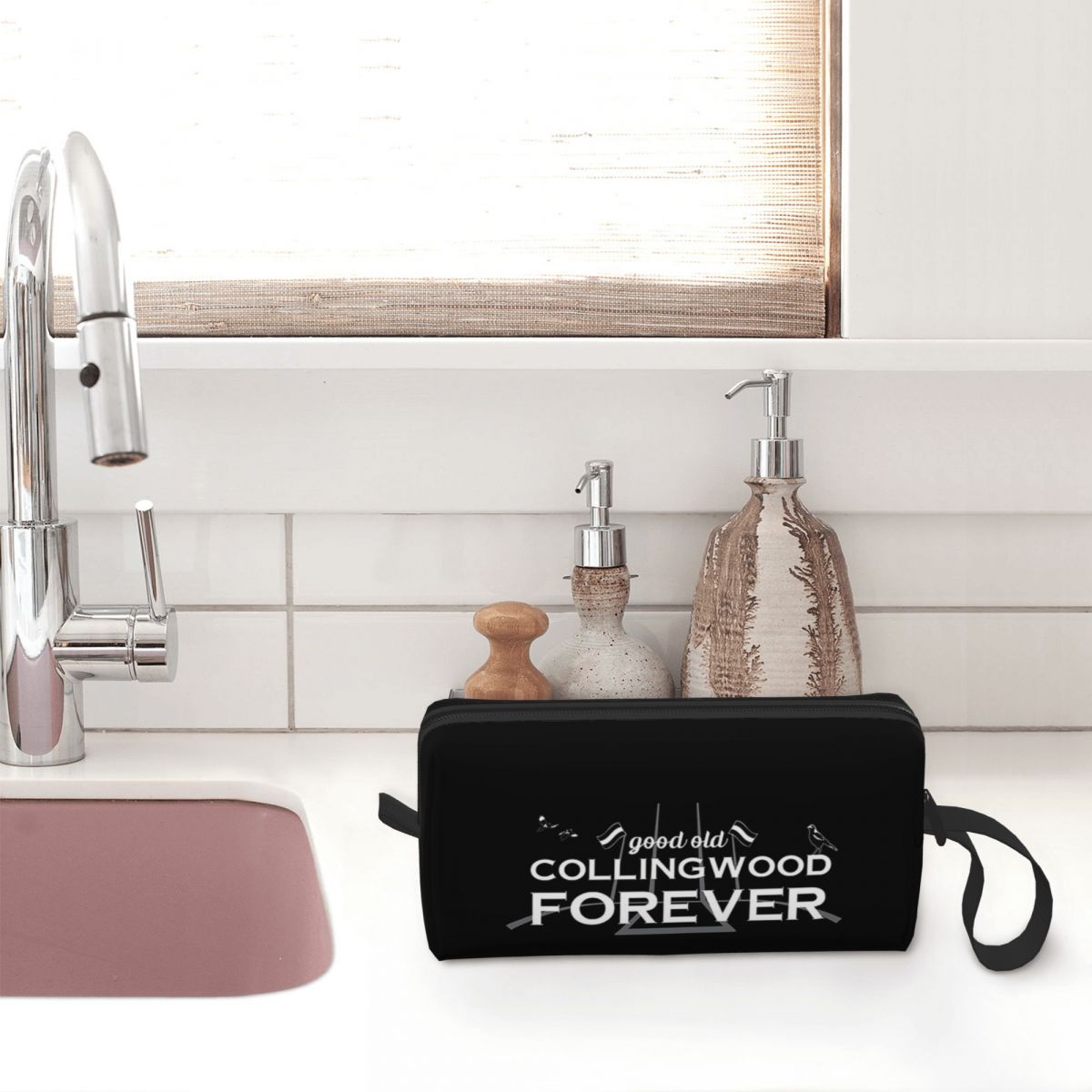 Good Old Collingwood Forever - - Beauty Makeup Songs avis et prix